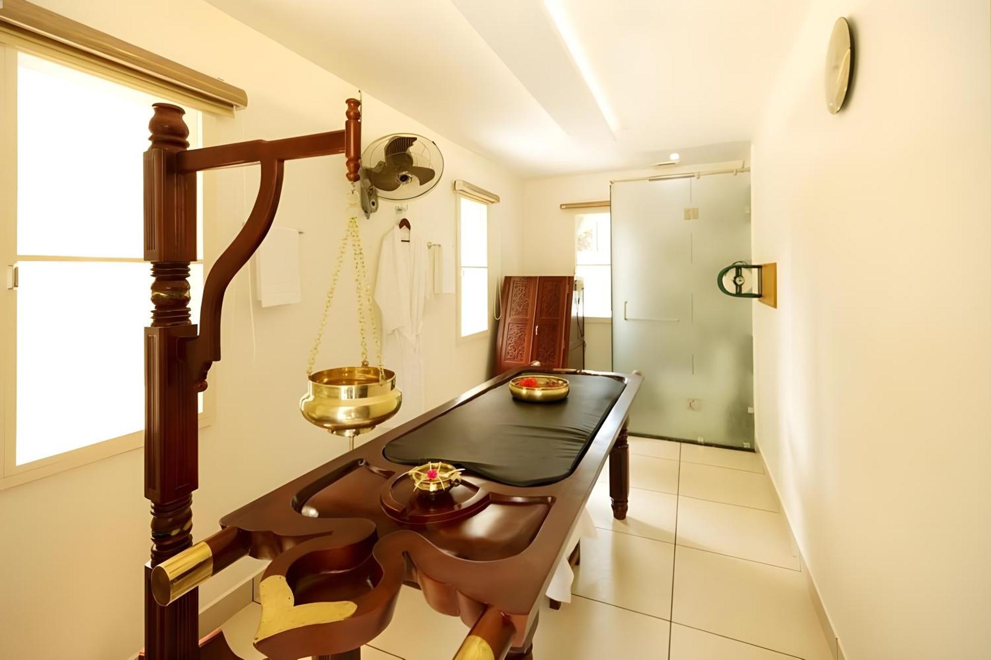Lhasa Ayurveda And Wellness Resort - A Blusalzz Collection, Kochi, Kerala Exterior foto