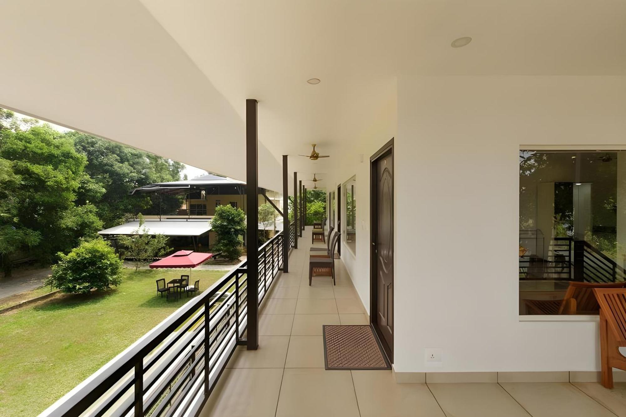 Lhasa Ayurveda And Wellness Resort - A Blusalzz Collection, Kochi, Kerala Exterior foto